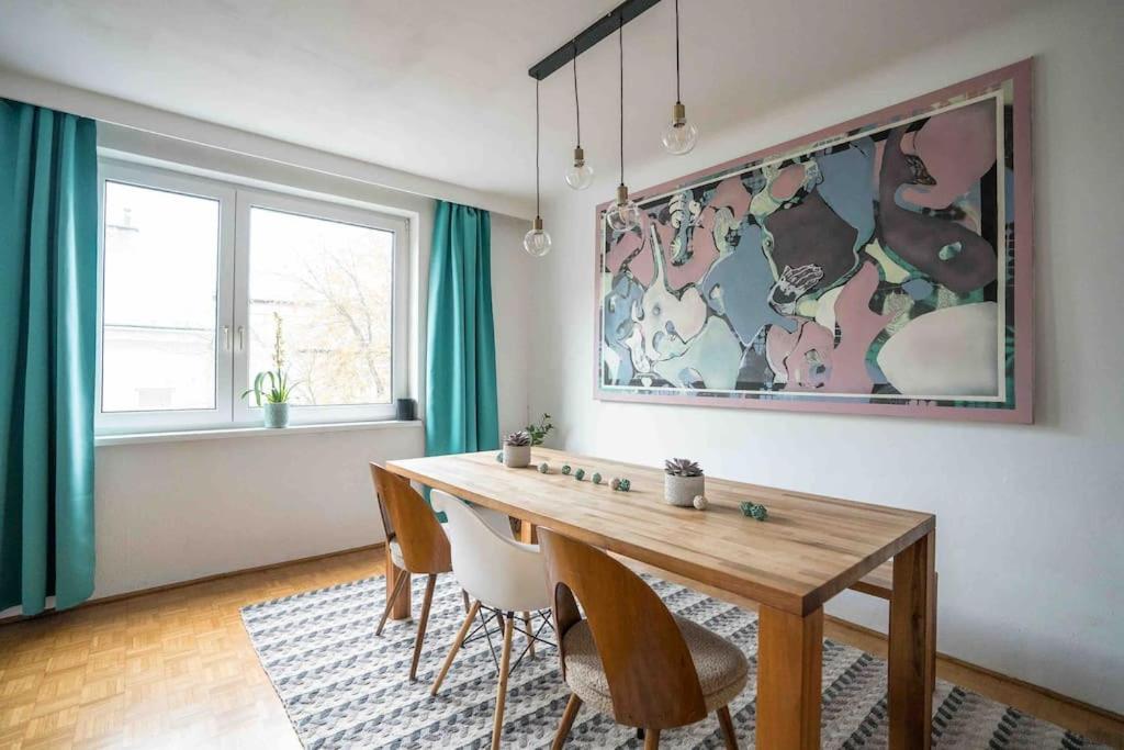 Cozy And Stylish Apartment Near Schoenbrunn Castle Wien Exterior foto